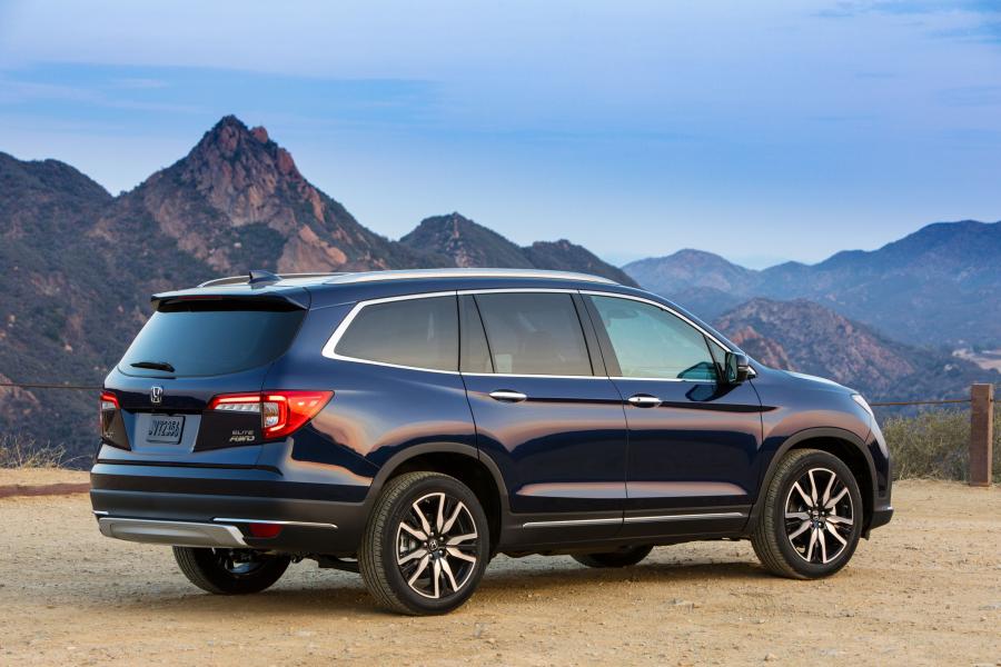  Honda Pilot Elite 2018 года  (NA) (фото 9 из 40)